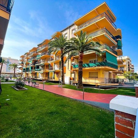 Palm Beach By Unik Tarragona La Pineda Exterior foto